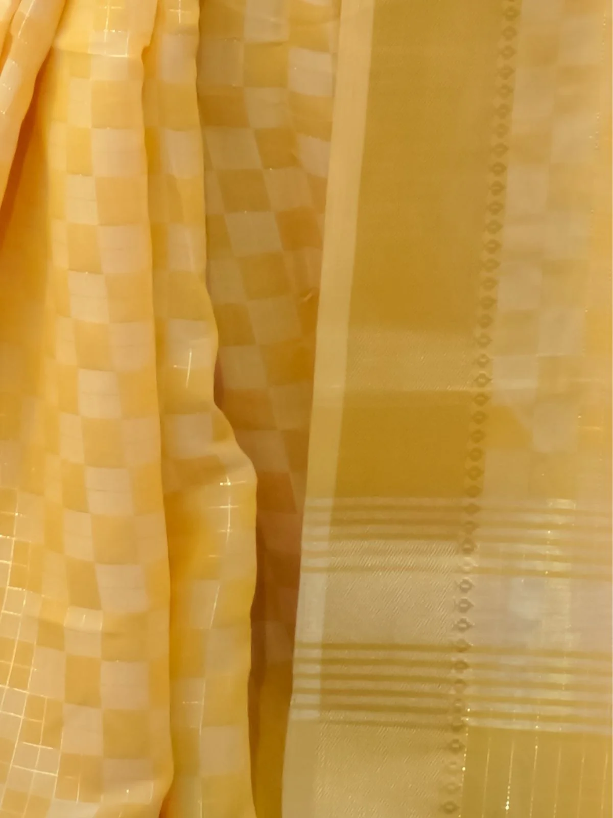Odette Yellow Silk Blend Woven Saree For Women - Image 4