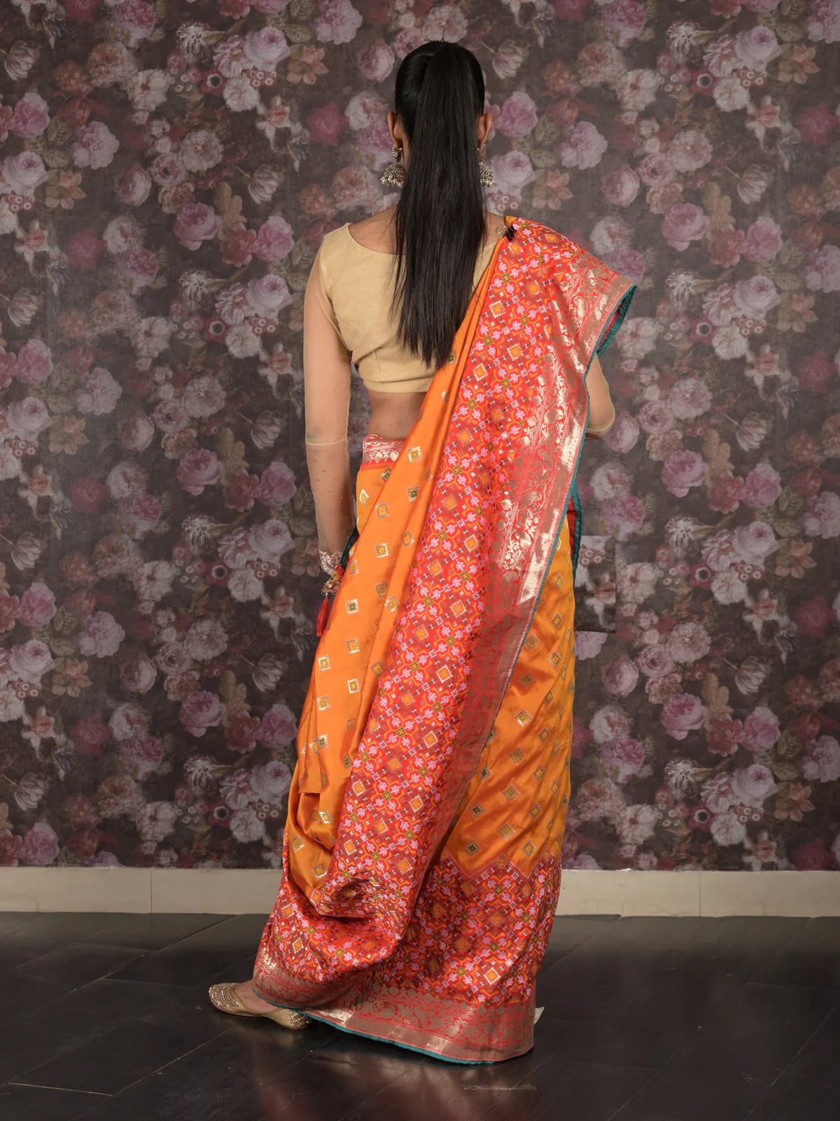 Odette Yellow Silk Blend Woven Saree With Unstitched Blouse For Women - Image 5