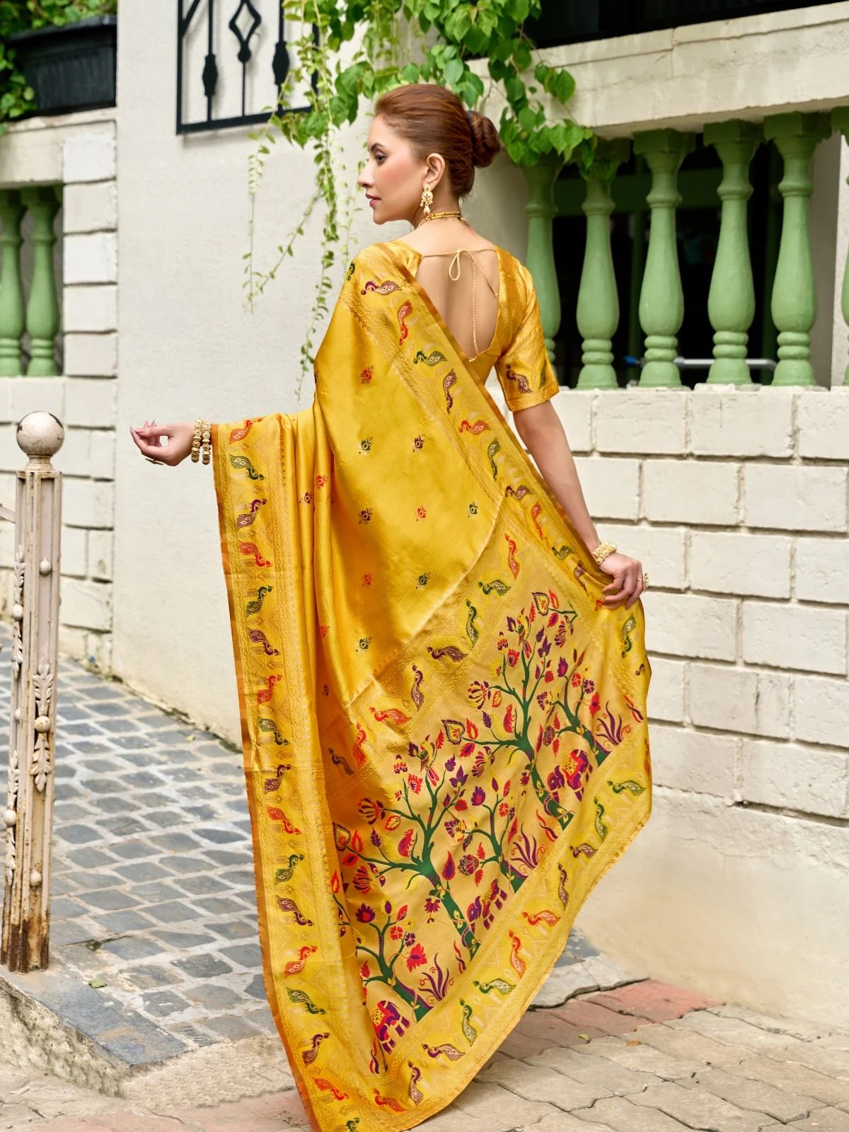 Odette Yellow Silk Woven Paithani Saree For Women - Image 3