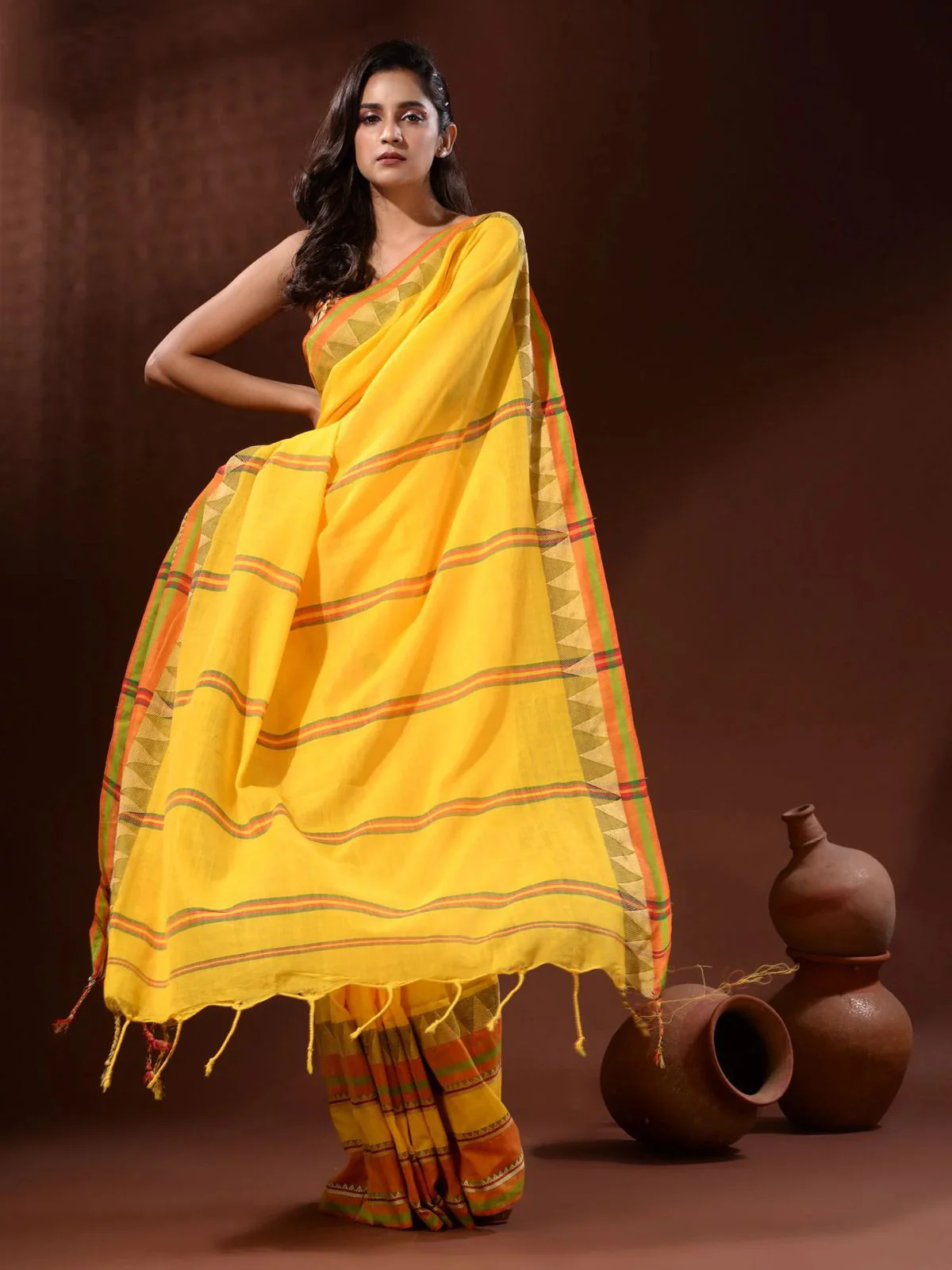 Odette Yellow Temple Border Cotton Blend Saree  With Unstitched Blouse for Women - Image 2