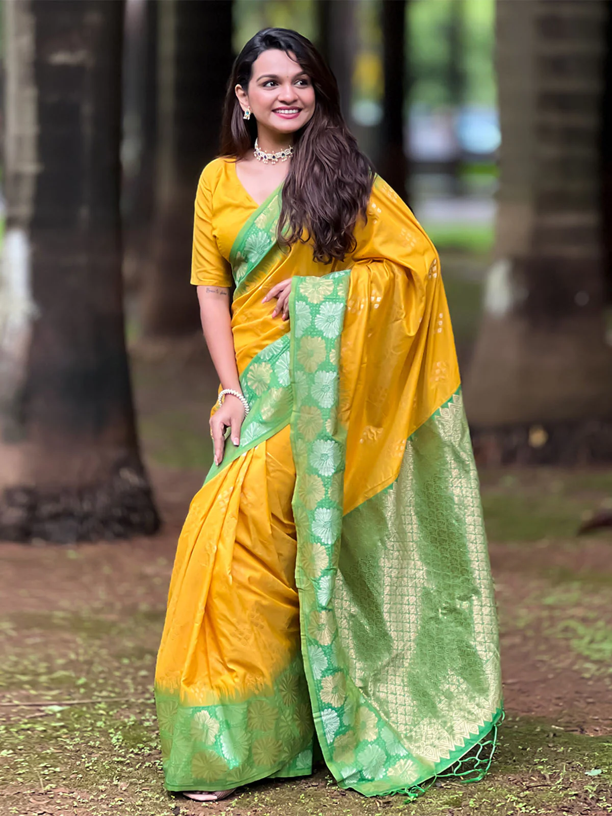 Odette Yellow Woven Design Soft Silk Saree With Unstitched Blouse For Women - Image 3