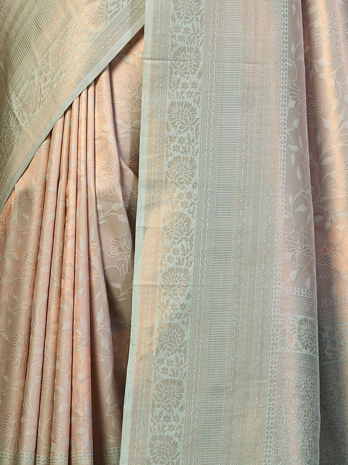 Odette Women Off White Silk Blend Woven Saree With Unstitched Blouse - Image 4