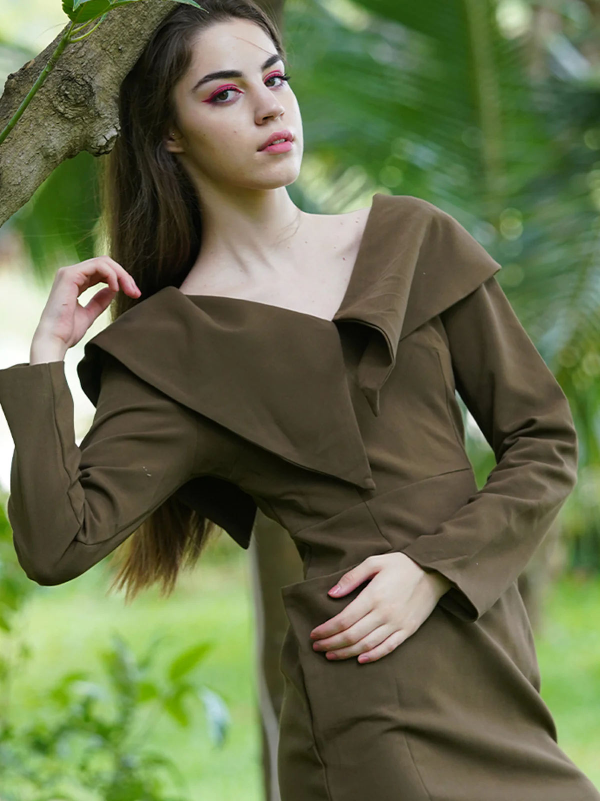 Odette Women Olive Heavy Tery Cotton Solid Short Dress - Image 5