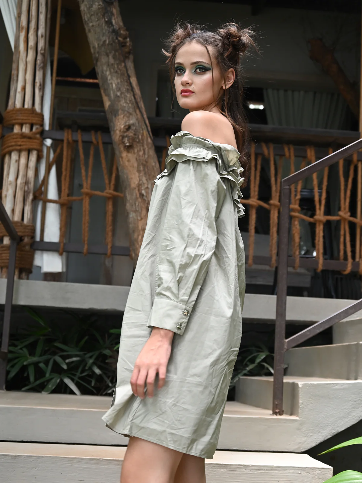 Odette Women Olive Solid Brushed Cotton Stitched Dress - Image 3