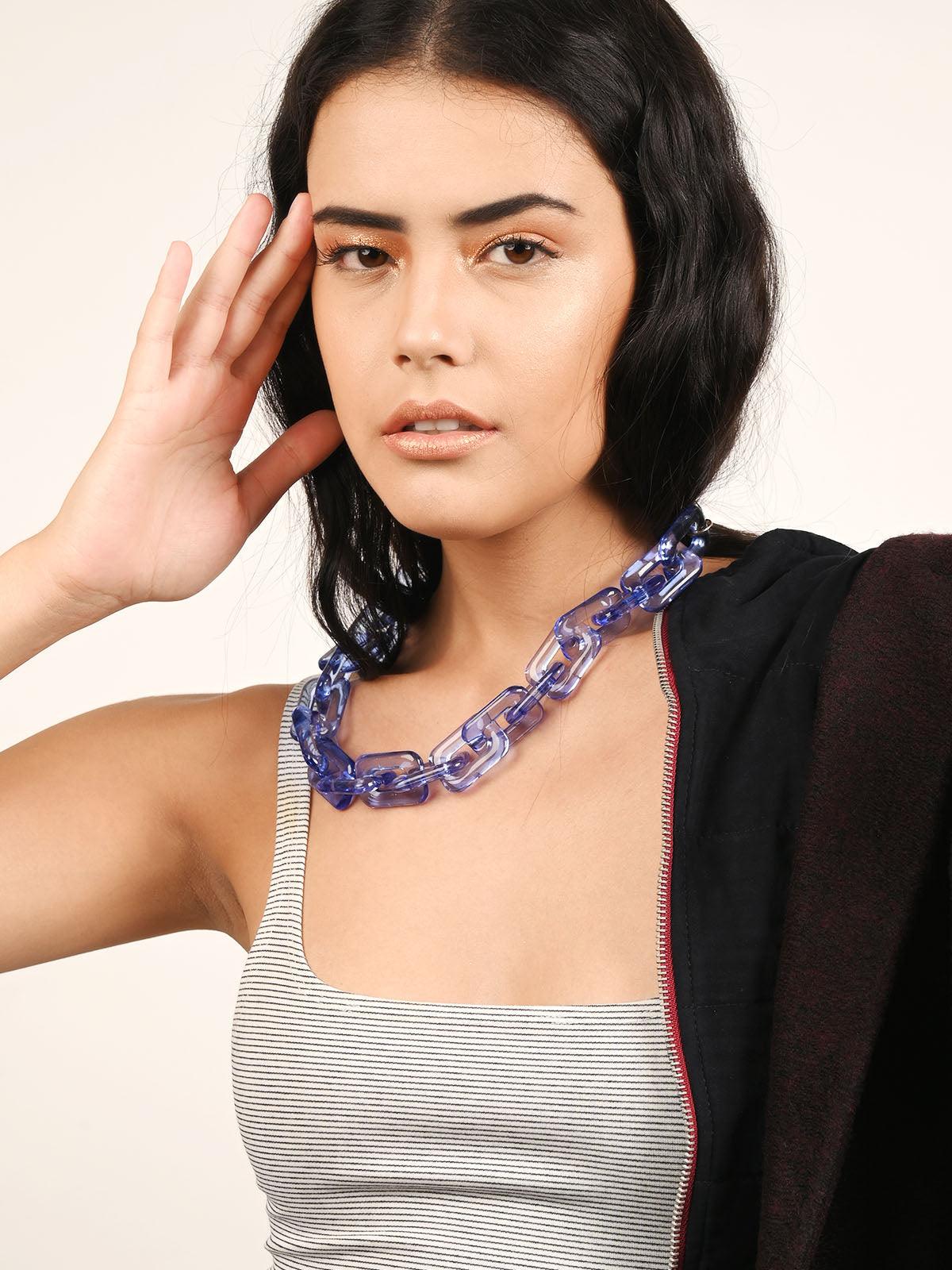 Odette Women Oversized Blue Chain Statement Neckpiece - Image 2