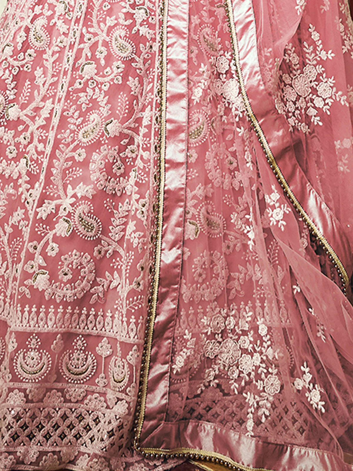 Odette Women Pink Embroidered Soft Net Semi Stitched Lehenga With Unstitched Blouse - Image 4
