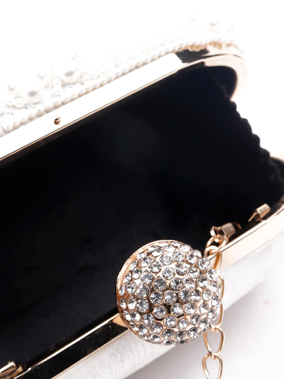 Odette Women Pearl Clutch - Image 4