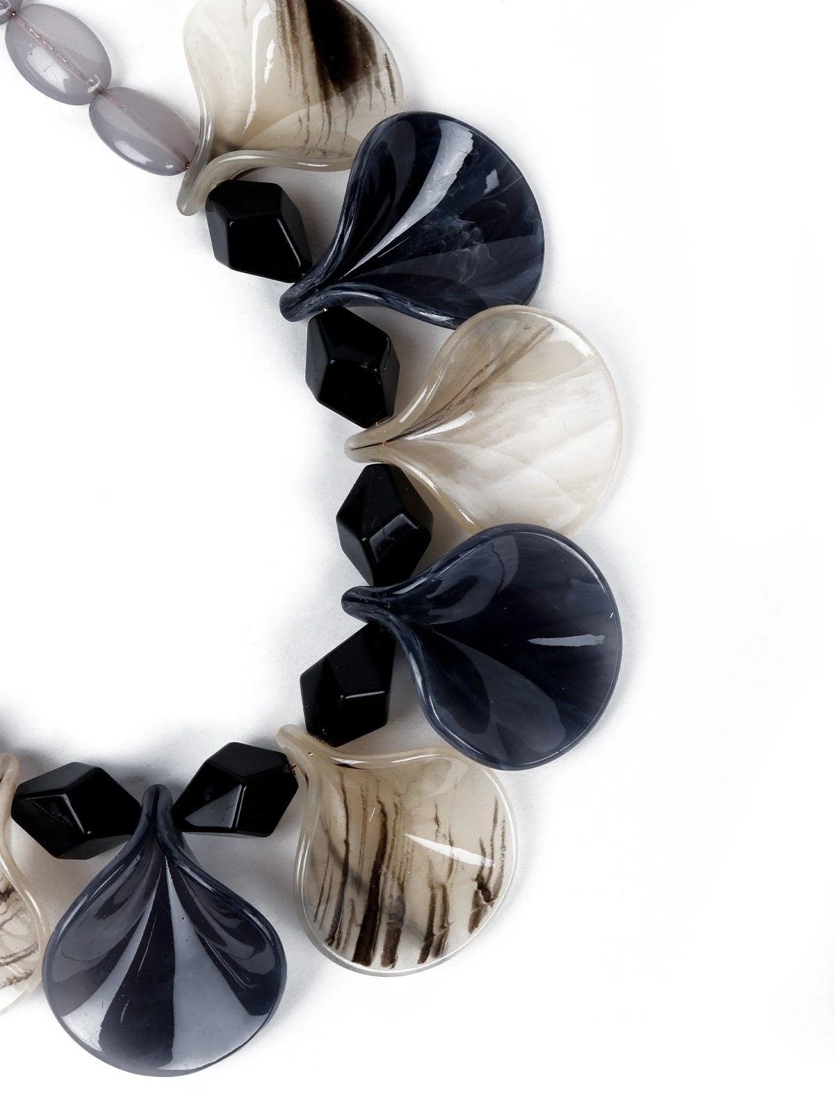 Odette Women Grey And Cream Metal Necklace - Image 5