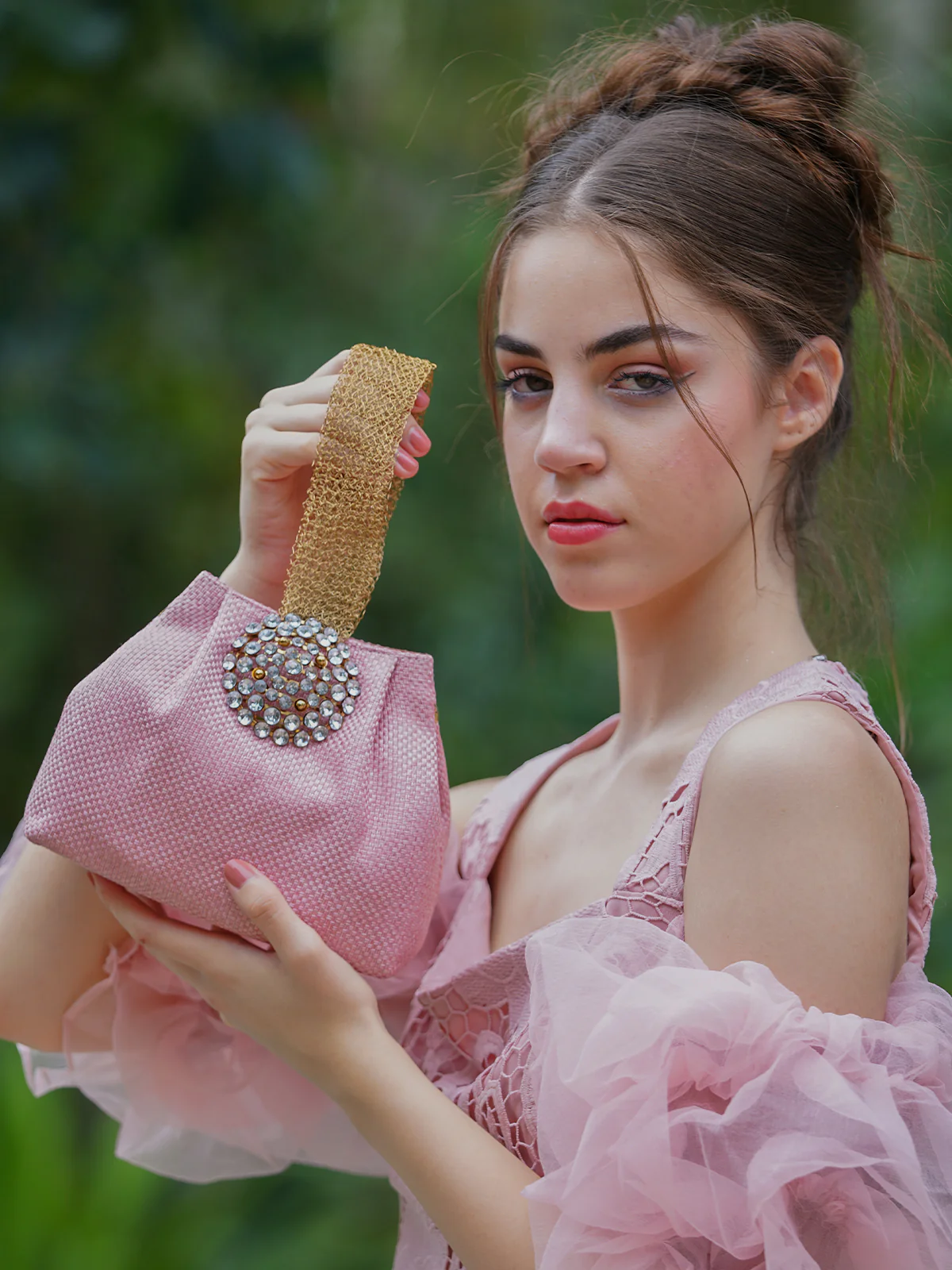 Odette Women Pink Embellished Clutch Bag With Golden Mesh Handle - Image 2