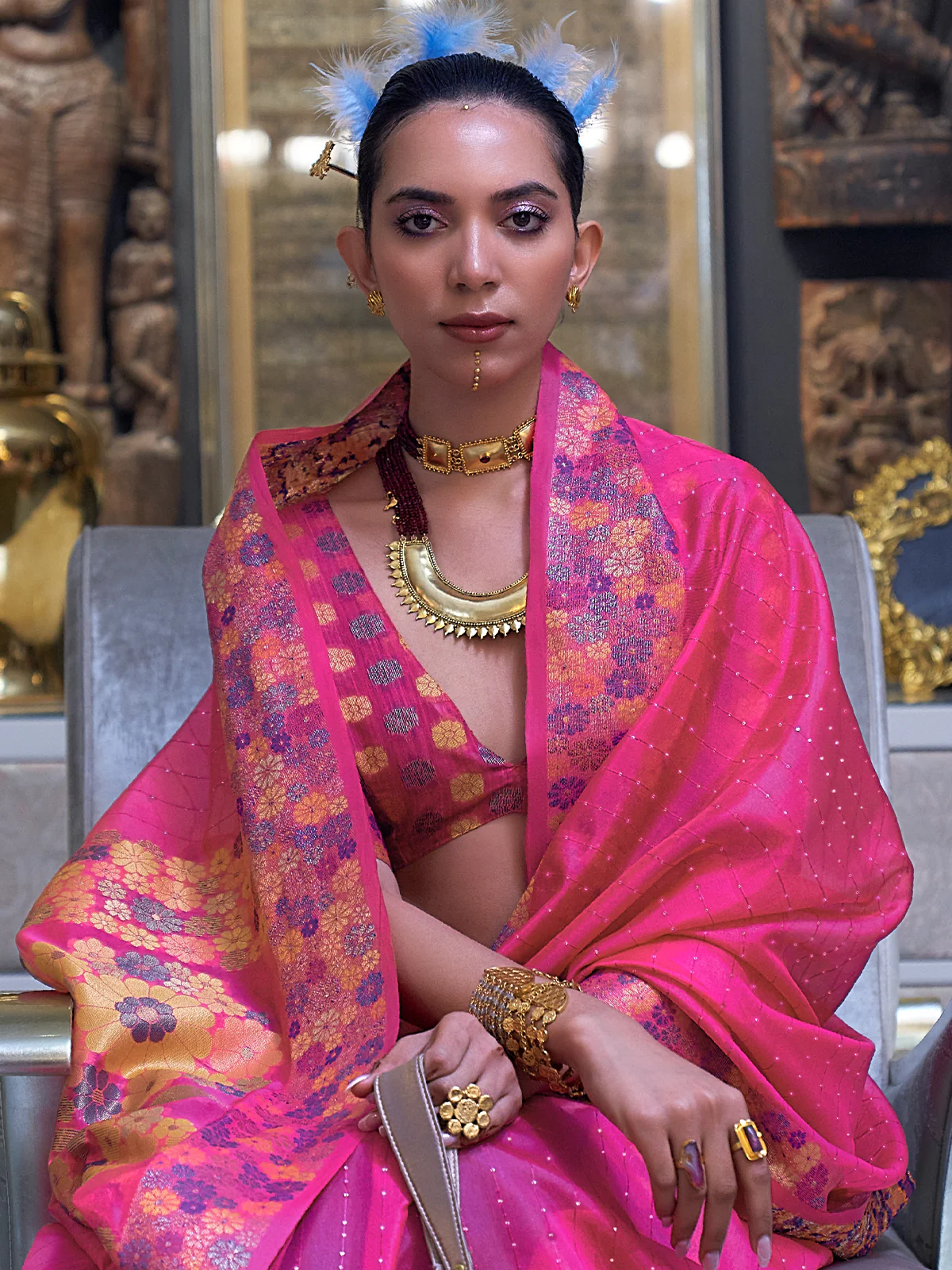 Odette Women Pink Organza Woven Saree With Unstitched Blouse - Image 2