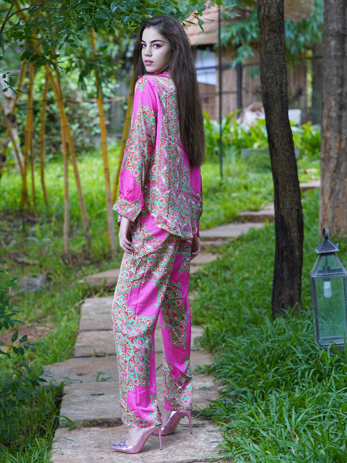 Odette Women Pink Printed Polyester Satin Co-Ord Set - Image 4