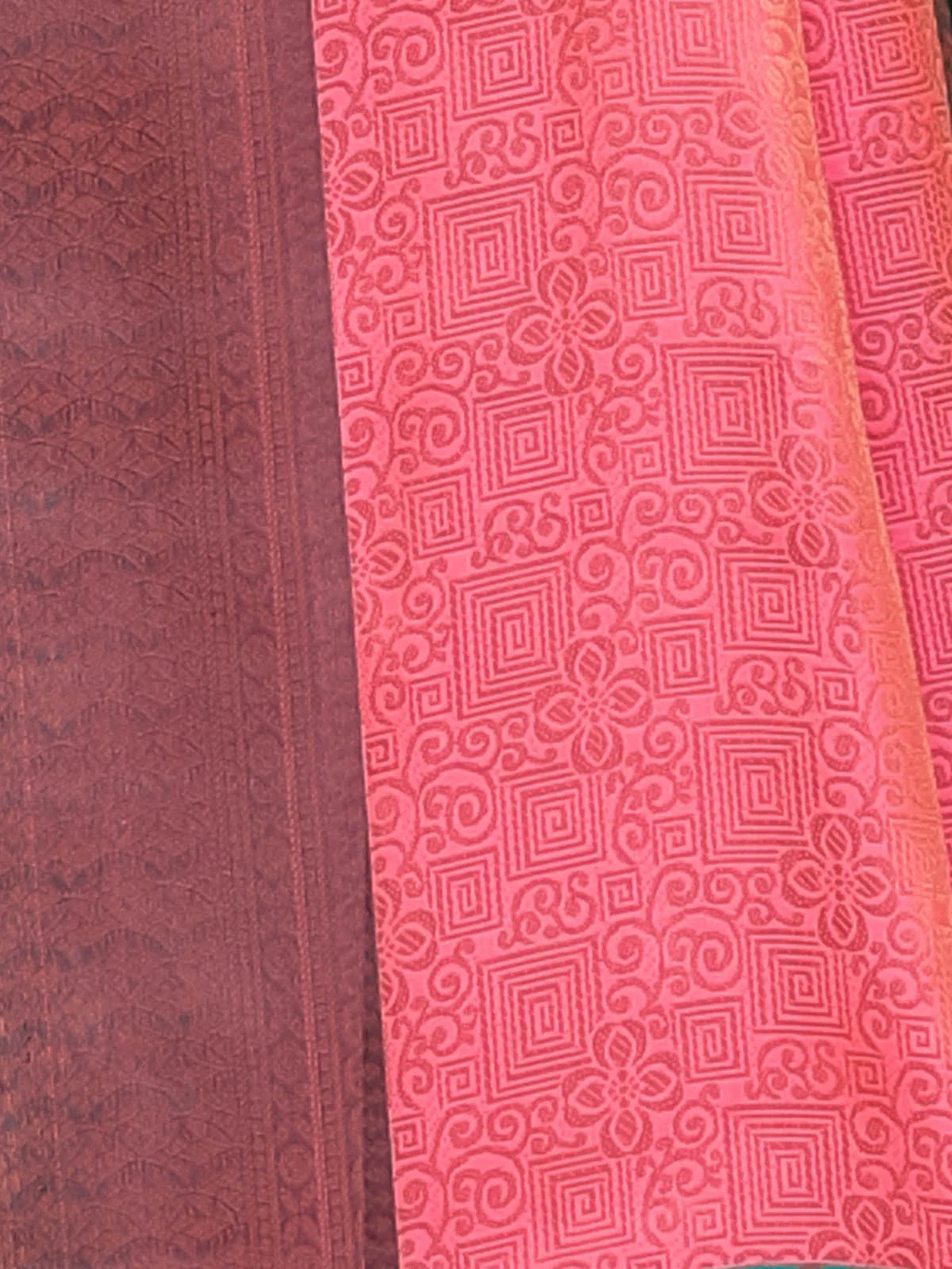 Odette Women Pink Silk Blend Woven Saree With Unstitched Blouse - Image 5