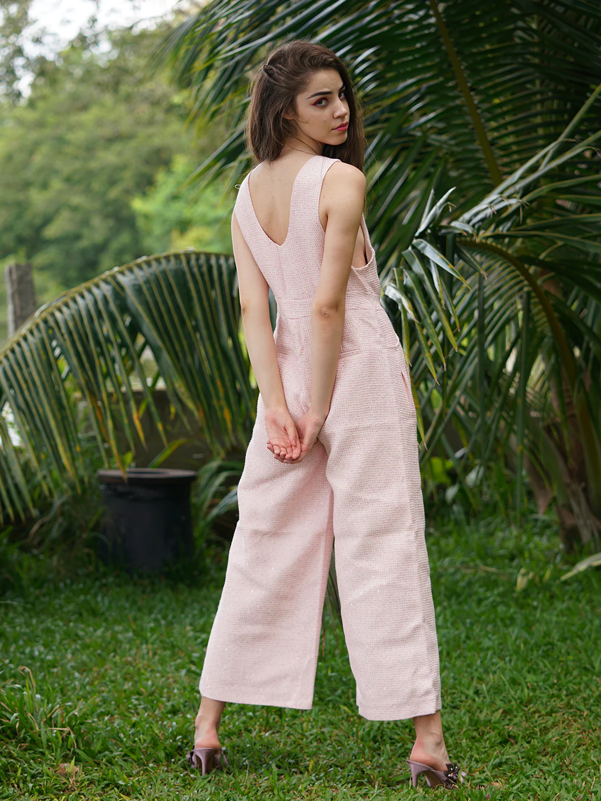 Odette Women Pink Textured Tweed With Shimmer Jumpsuit - Image 4