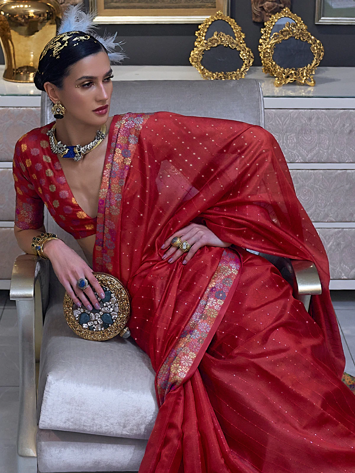 Odette Women Red Organza Woven Saree With Unstitched Blouse - Image 2