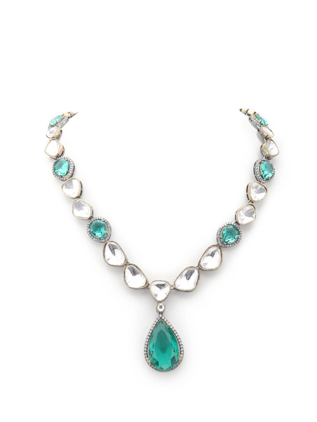 Odette Gold And Green Alloy Jewellery Set For Women - Image 4