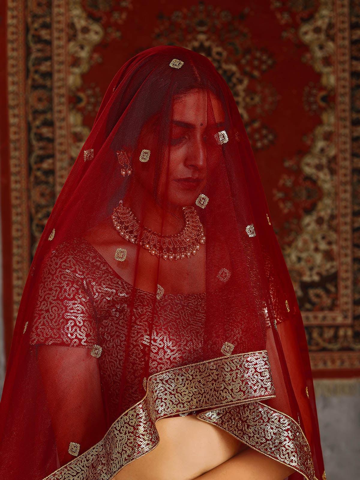 Odette Women Striking Red Net Semi Stitched Lehenga With  Unstitched Blouse - Image 5