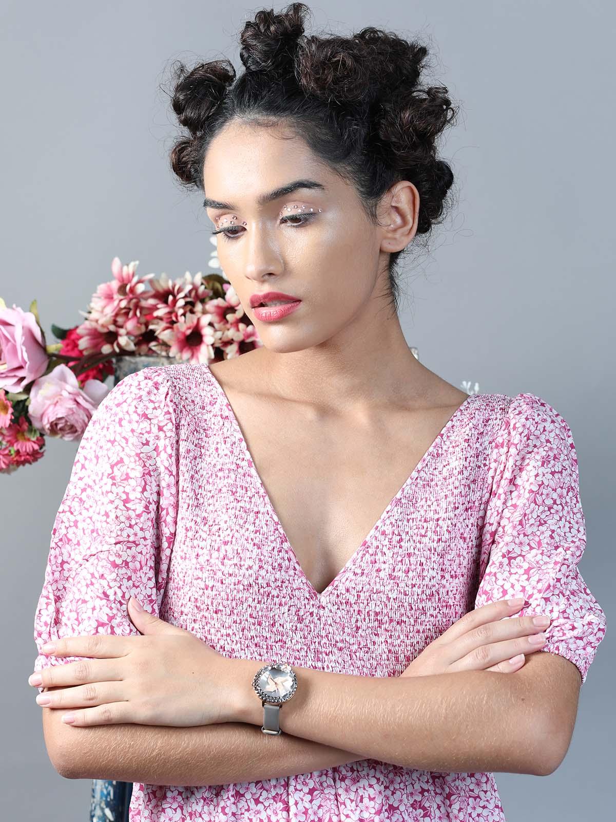 Odette Stylish Embellished Rounded Wristwatch For Women - Image 2