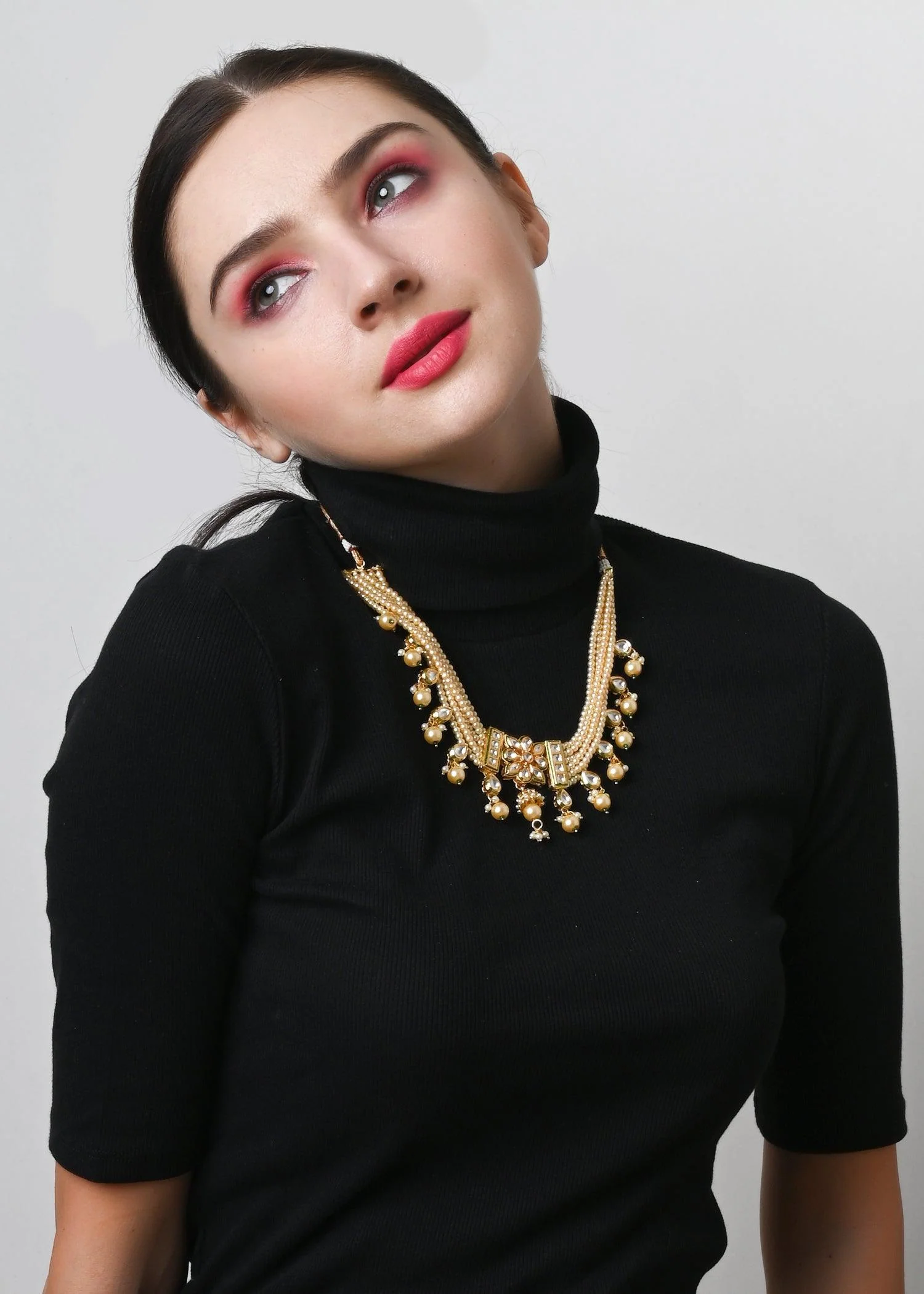 Odette Women Trendy Off-White Pearl Choker Set - Image 2