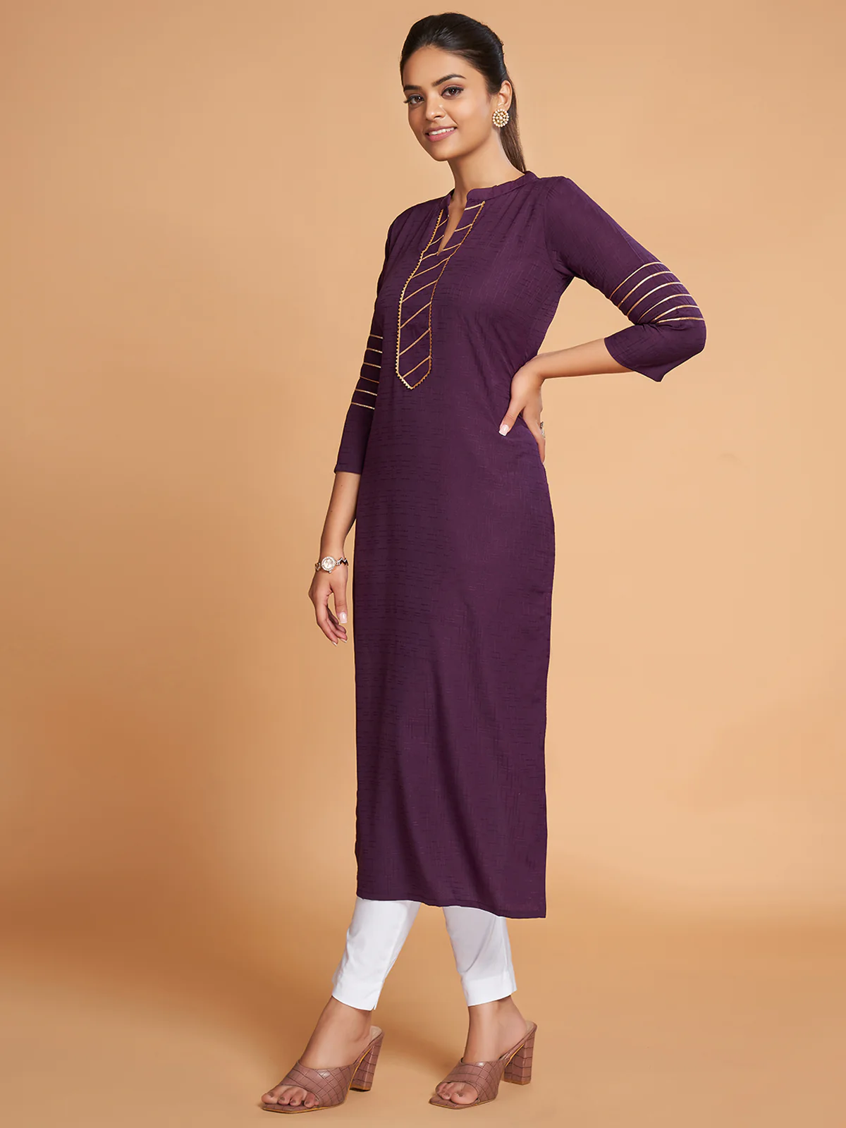 Odette Women Violet Silk Blend Straight Cut Stitched Kurta - Image 2