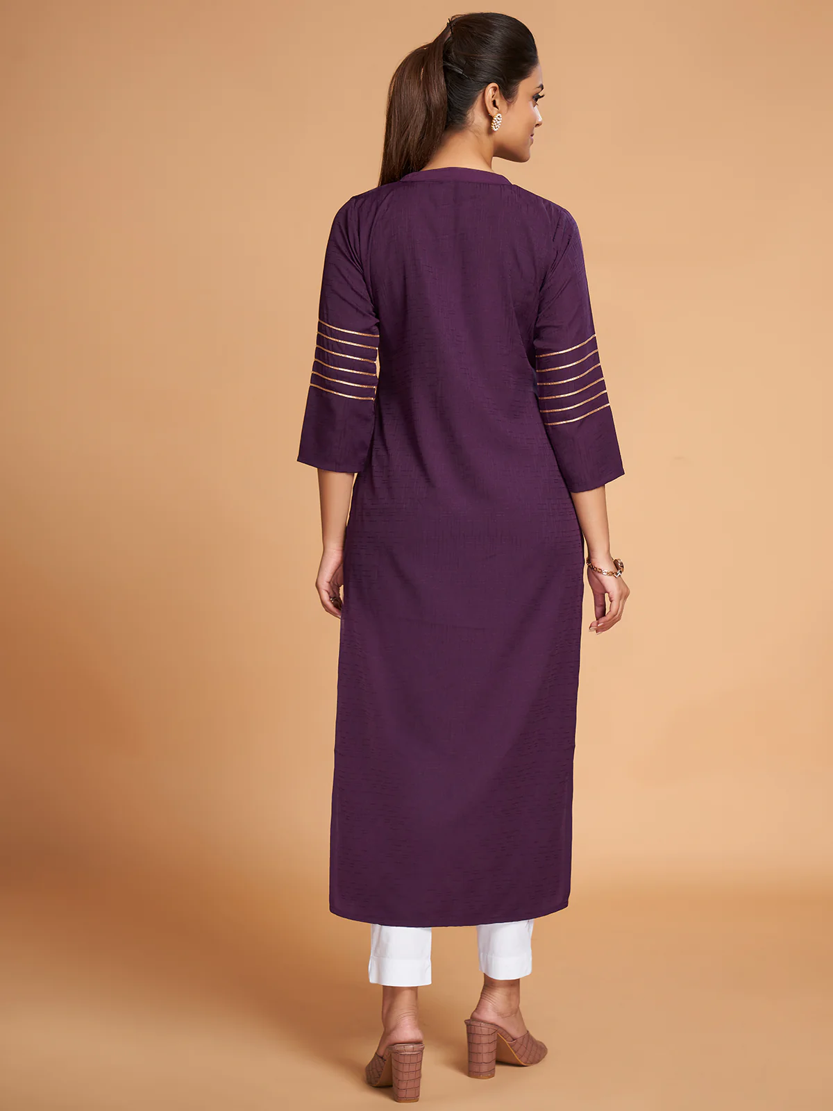 Odette Women Violet Silk Blend Straight Cut Stitched Kurta - Image 4