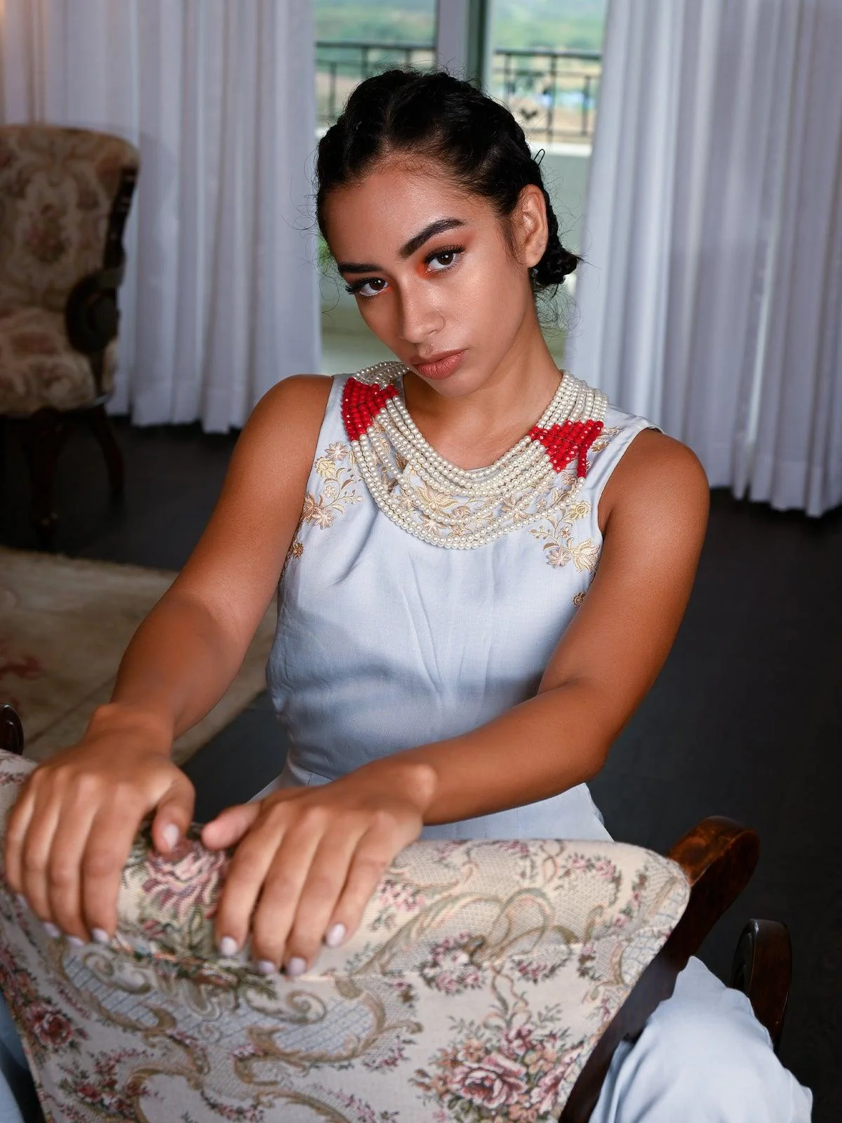 Odette Women White Metal Necklace - Image 2