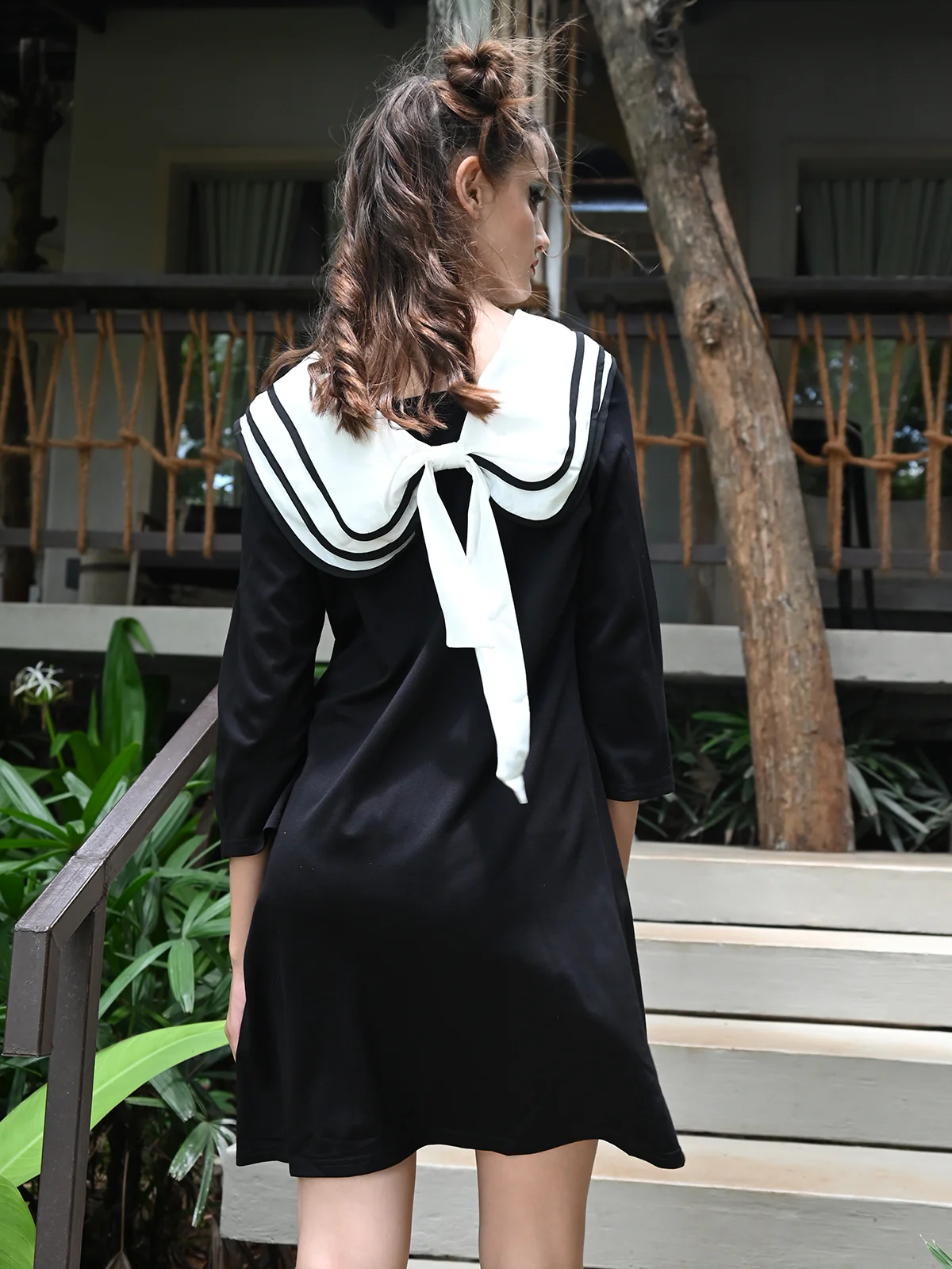 Odette Women White Collared Black Cotton Lycra Solid Dress - Image 4