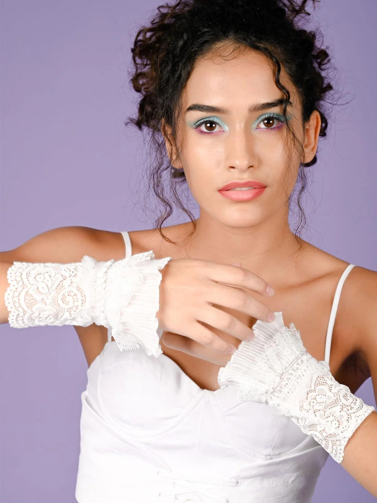 Odette White Frills And Lace Embellished Hand Gloves For Women