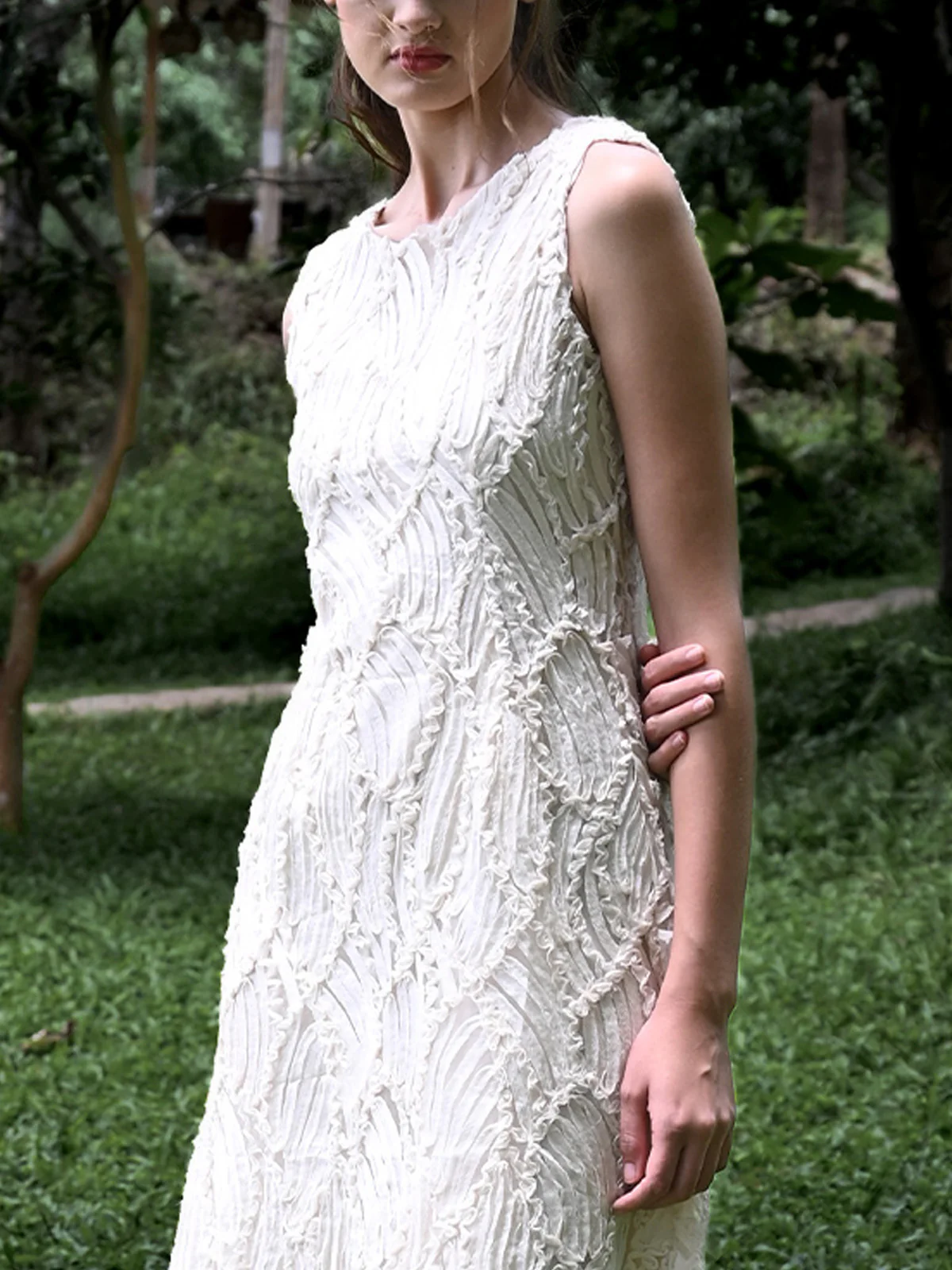 Odette Women White Net With All Over Applic Stitched Dress - Image 5