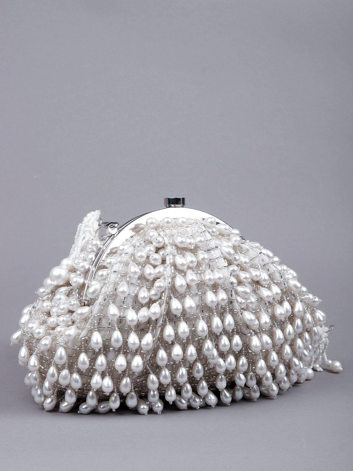 Odette Women White Pearly Oyster Bag - Image 4