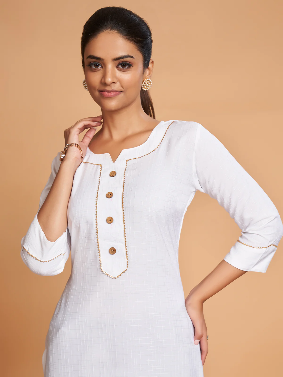 Odette Women White Silk Blend Straight Cut Stitched Kurta - Image 3