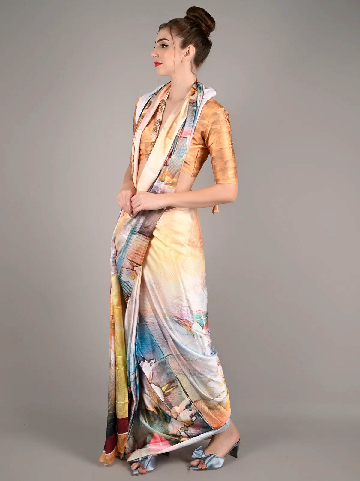 Odette Women Yellow Silk Blend Digital Floral Print Saree With Unstitched Blouse - Image 2